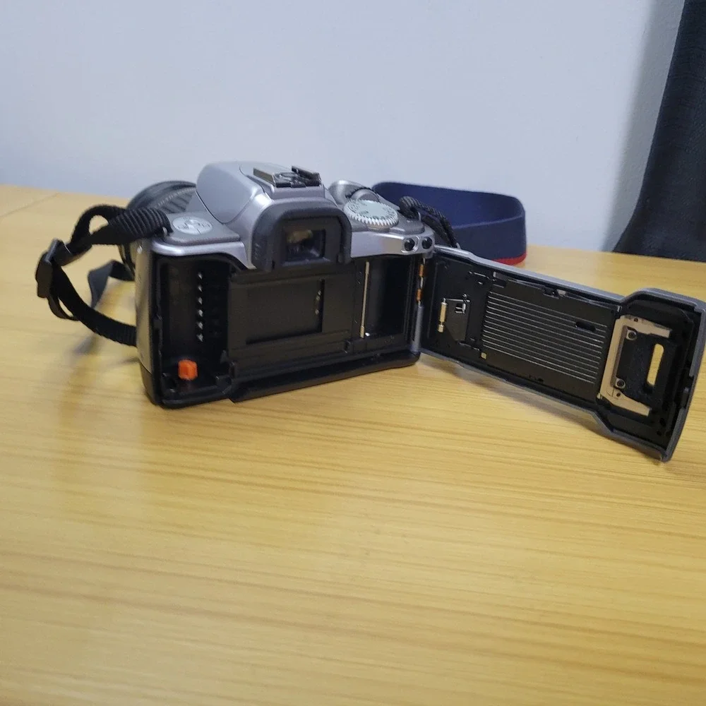 Canon EOS Rebel Ti 35mm Film Camera With Canon EF 28-80mm Zoom Lens